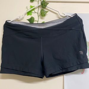 Women’s Dry-Fit Spandex.